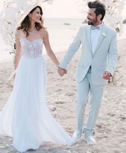 Həmin yanğında Beren Saatın ikonik gəlinliyi də yanıbmış - FOTO