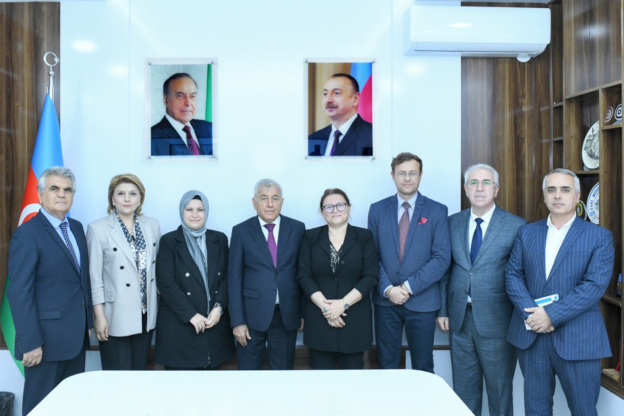 Rektor türkiyəli alimlərlə görüşdü - FOTOLAR
