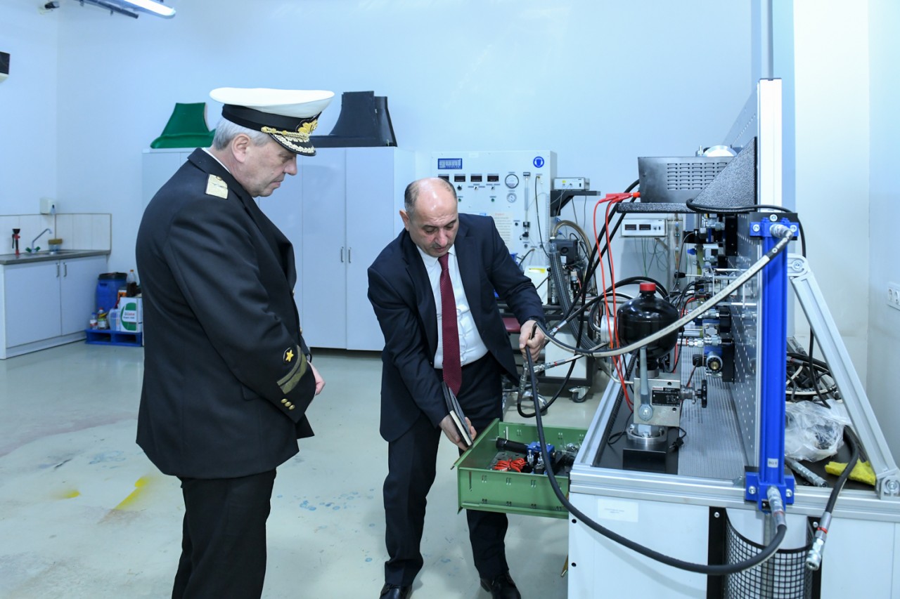 Yaqub Piriyev və Kalin Kalinov müzakirə aparıblar - FOTOLAR