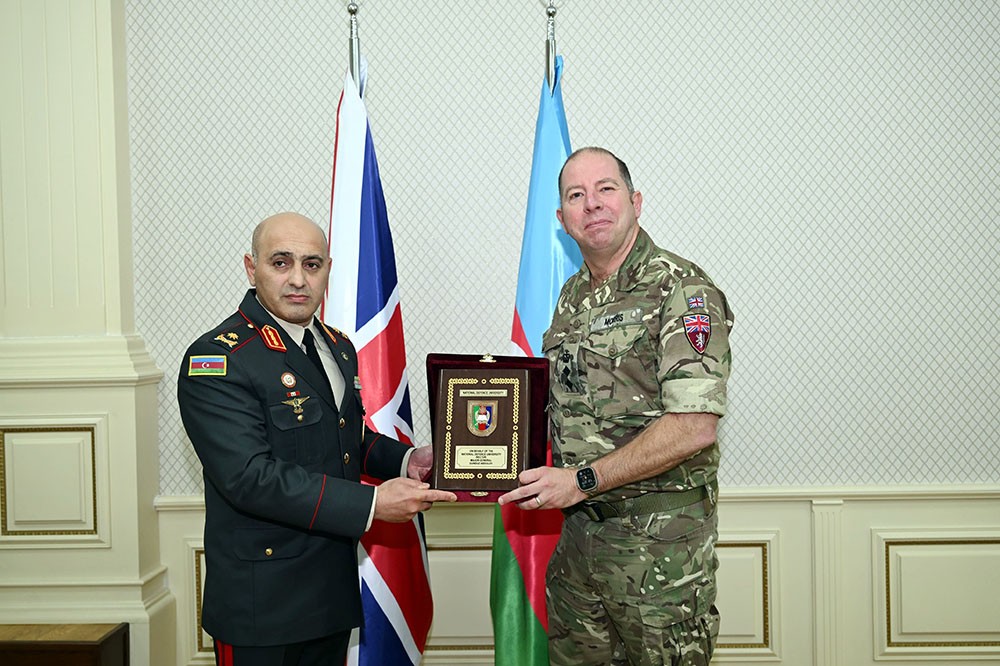 Britaniya ilə hərbi əməkdaşlıq müzakirə edildi - FOTOLAR