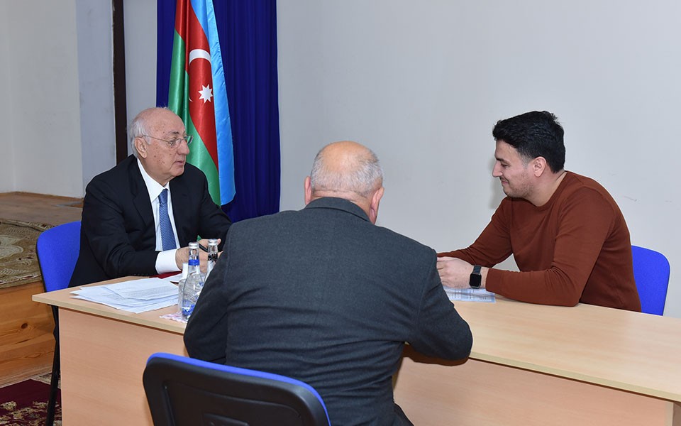 Zakir Fərəcov sakinlərlə görüşdü, tapşırıqlar verdi - FOTOLAR