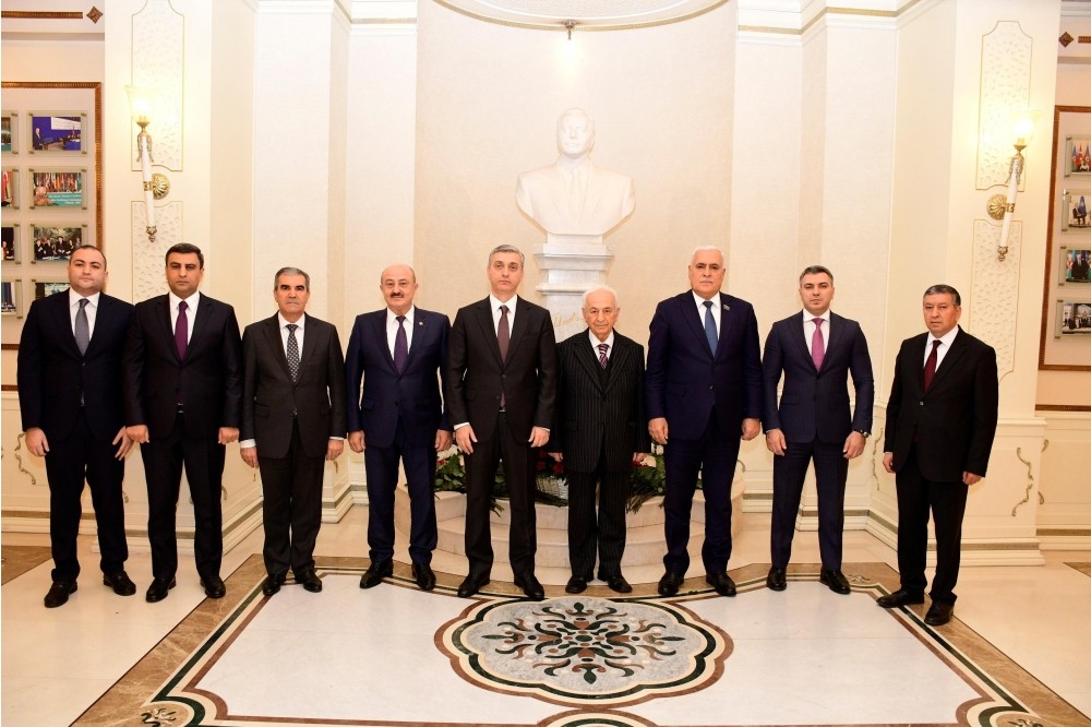 “Heydər Əliyev və Azərbaycan Konstitusiyası: Suverenliyin təməli” 