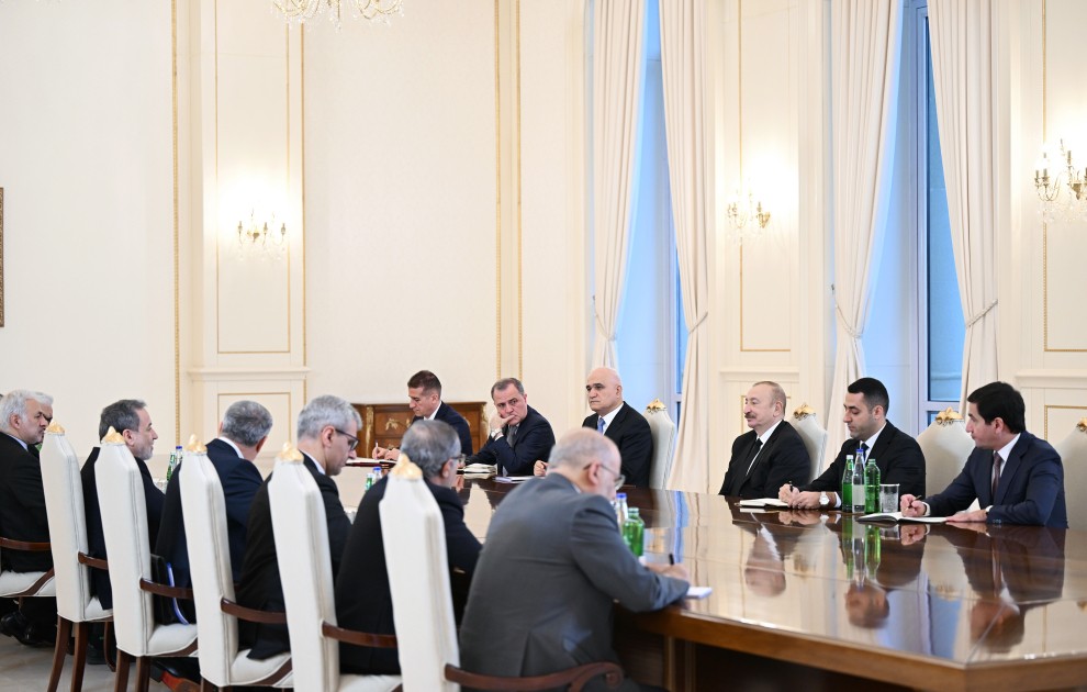 İlham Əliyev Əraqçini qəbul etdi - FOTOLAR