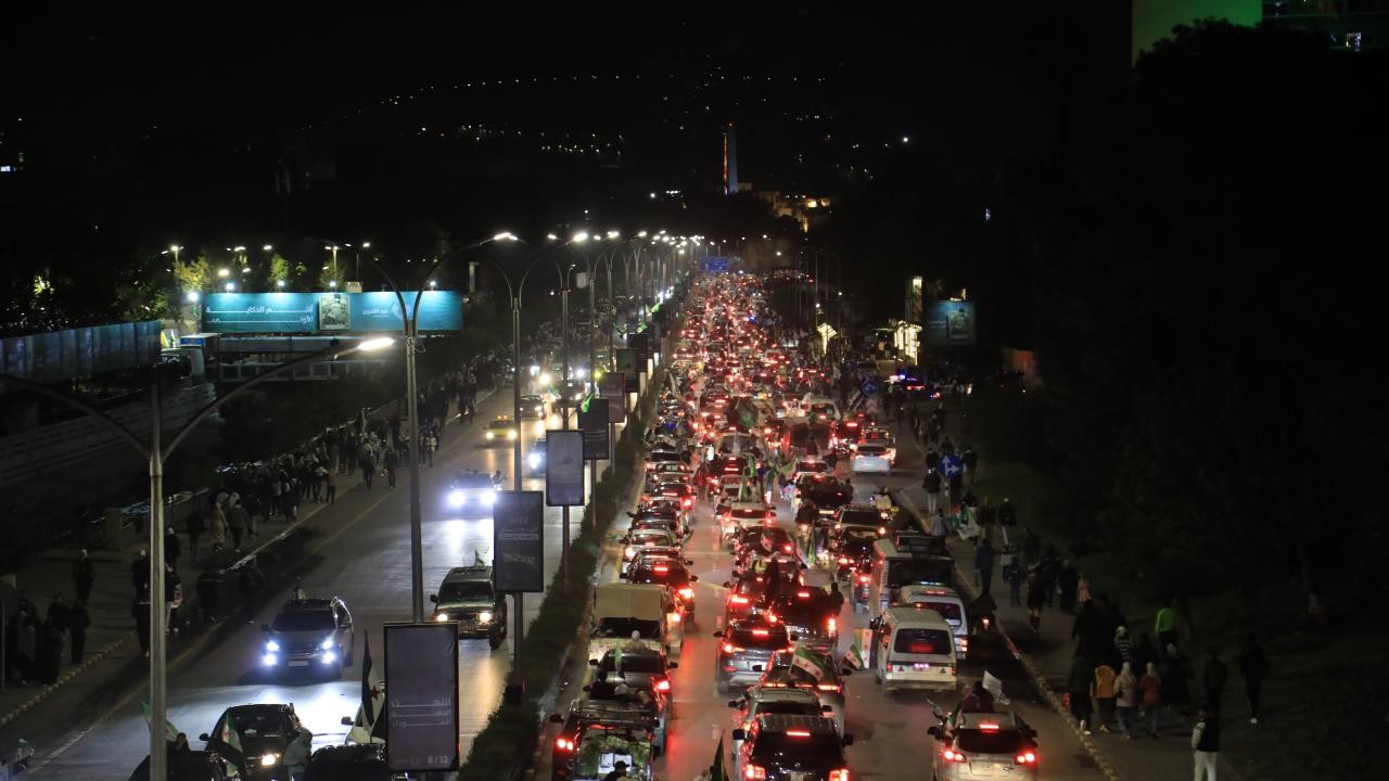 Bəşər Əsədsiz Suriya - Xalq bayram edir (FOTOLAR)