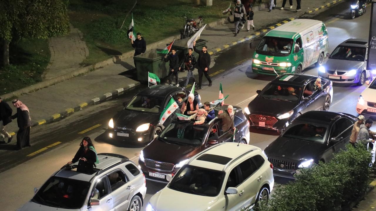 Bəşər Əsədsiz Suriya - Xalq bayram edir (FOTOLAR)