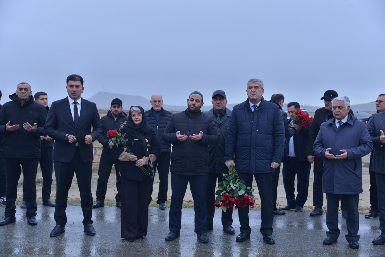 Süleyman Mikayılov şəhidin 40 mərasimində iştirak edib - FOTOLAR