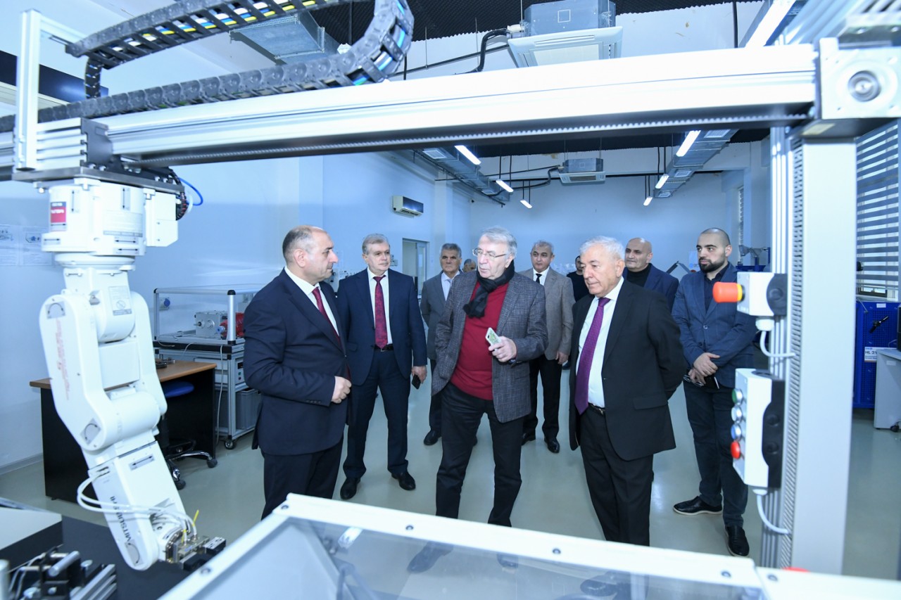 BMU-da dünya şöhrətli alim Məsud Əfəndiyevlə görüş keçirilib - FOTOLAR