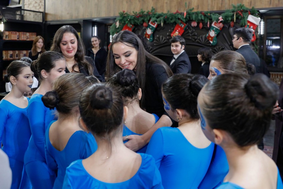Leyla Əliyeva Bəhram Bağırzadənin kitabının təqdimatına qatıldı - FOTOLAR