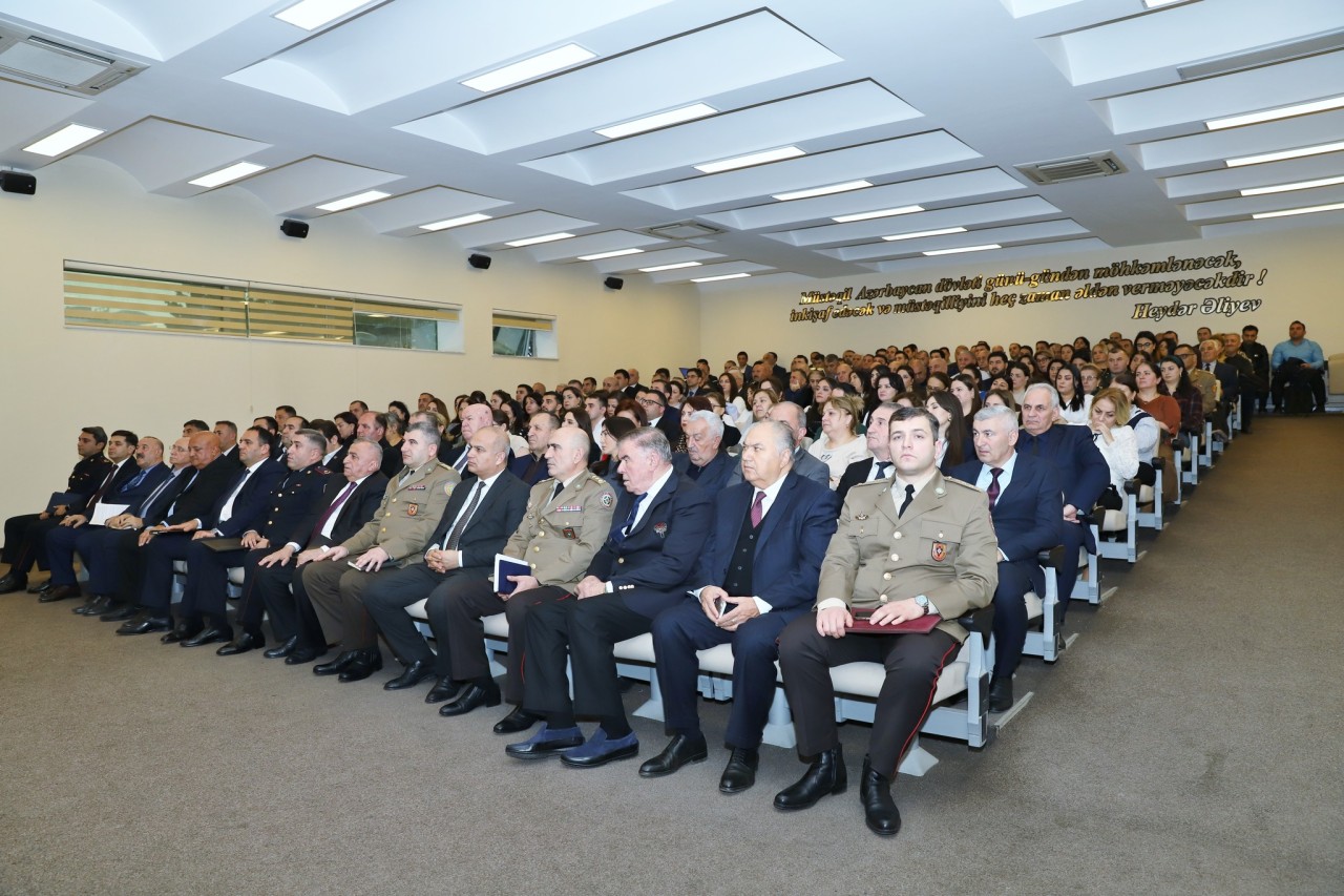 Xətai RİH-də müşavirə keçirildi - FOTOLAR