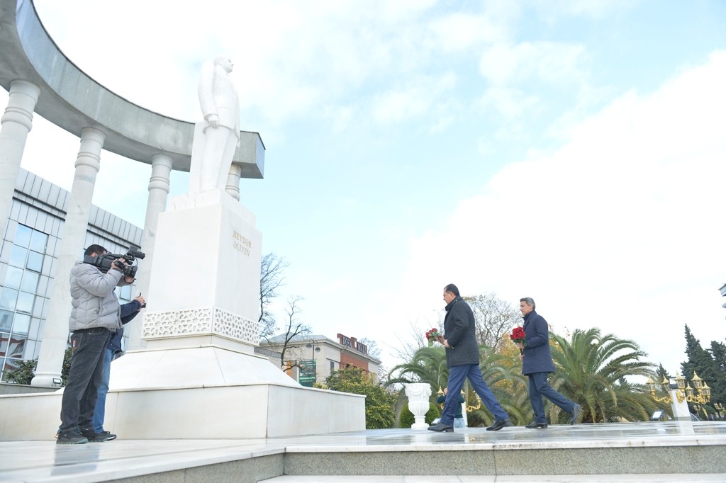 Lənkəranda “Sən elə bir zirvəsən!” adlı foto-sərgi keçirilib - FOTOLAR