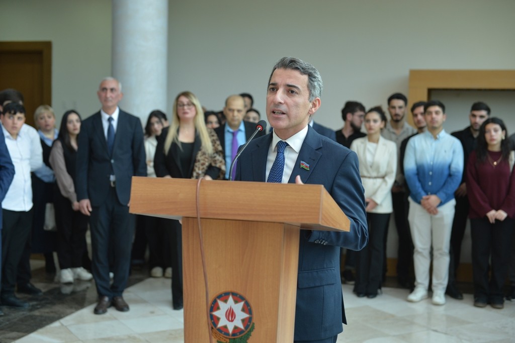 Lənkəranda “Sən elə bir zirvəsən!” adlı foto-sərgi keçirilib - FOTOLAR