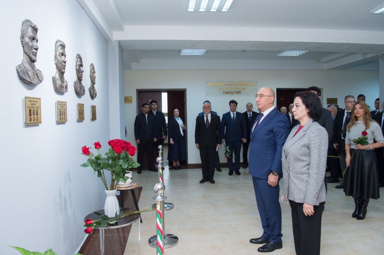 AzMİU-da “İxtisaslaşmış Auditoriya” istifadəyə verildi - FOTOLAR