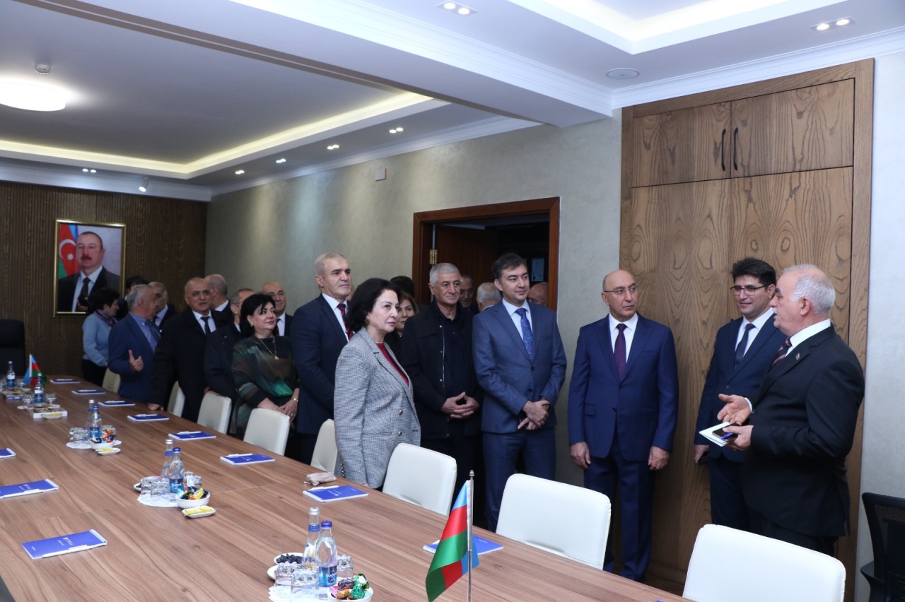 AzMİU-da “İxtisaslaşmış Auditoriya” istifadəyə verildi - FOTOLAR