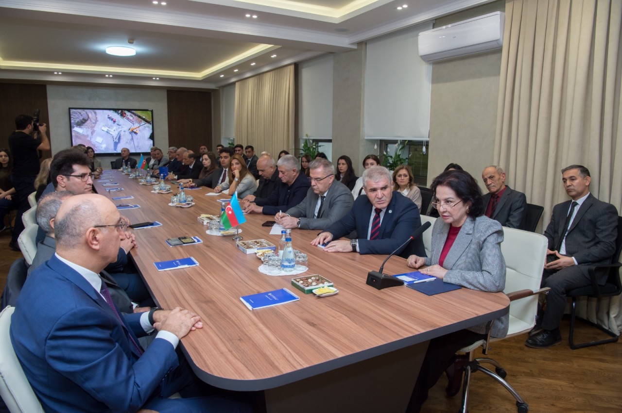 AzMİU-da “İxtisaslaşmış Auditoriya” istifadəyə verildi - FOTOLAR