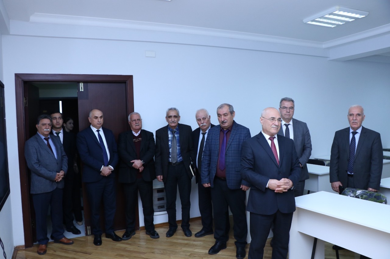 AzMİU-da “İxtisaslaşmış Auditoriya” istifadəyə verildi - FOTOLAR