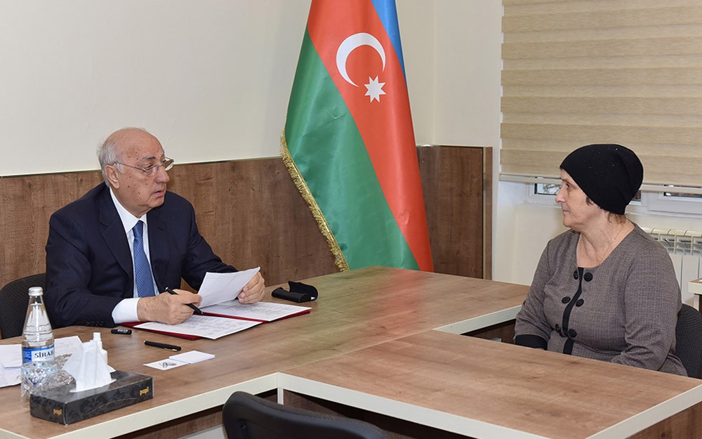 Zakir Fərəcov sakinlərlə görüşdü - FOTOLAR