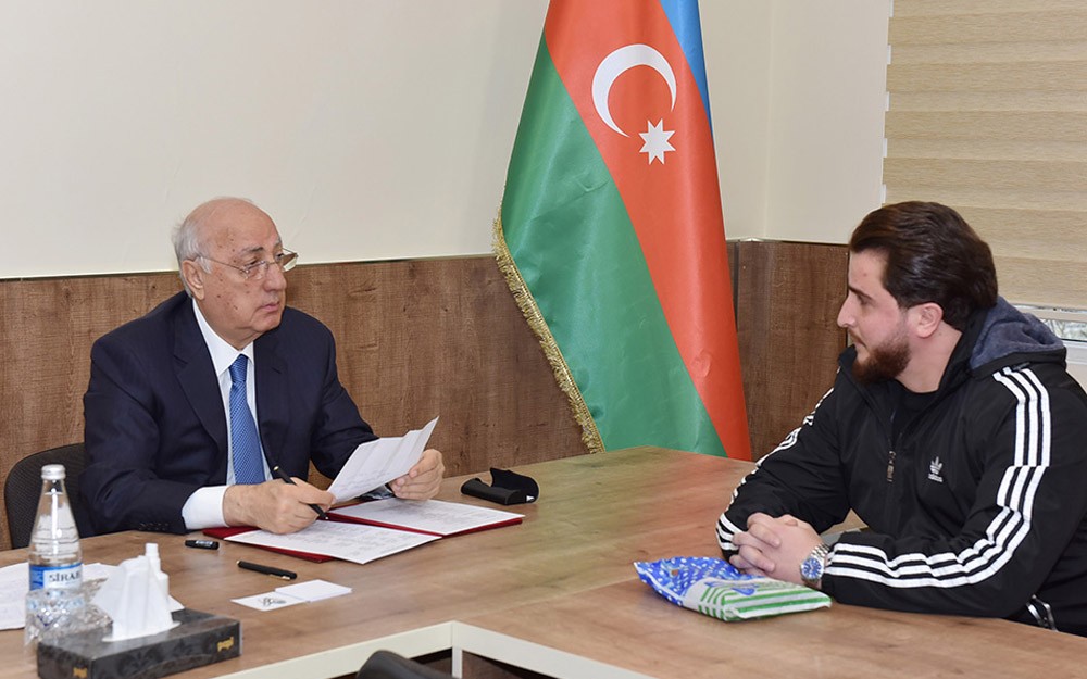 Zakir Fərəcov sakinlərlə görüşdü - FOTOLAR