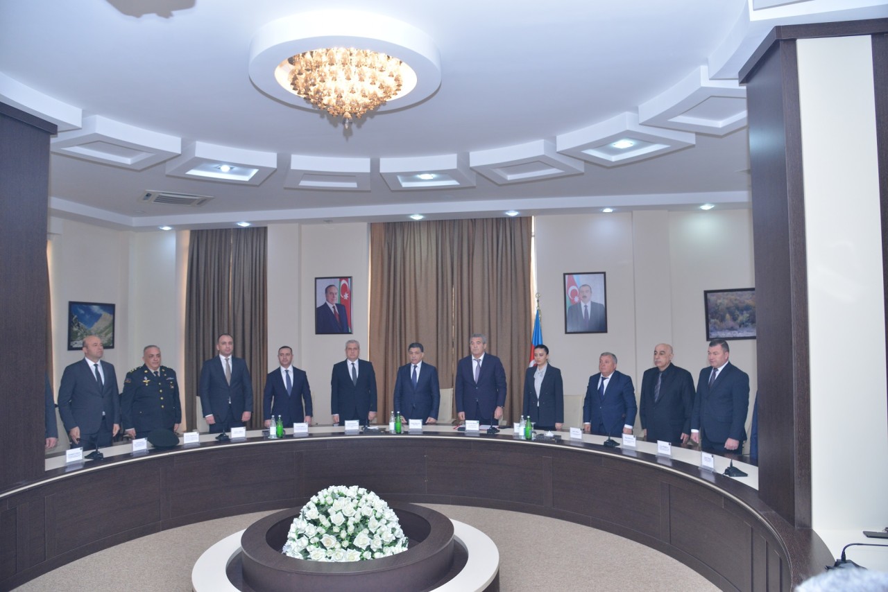 Qaradağda Heydər Əliyevin xatirəsinə həsr olunmuş dəyirmi masa keçirildi - FOTOLAR