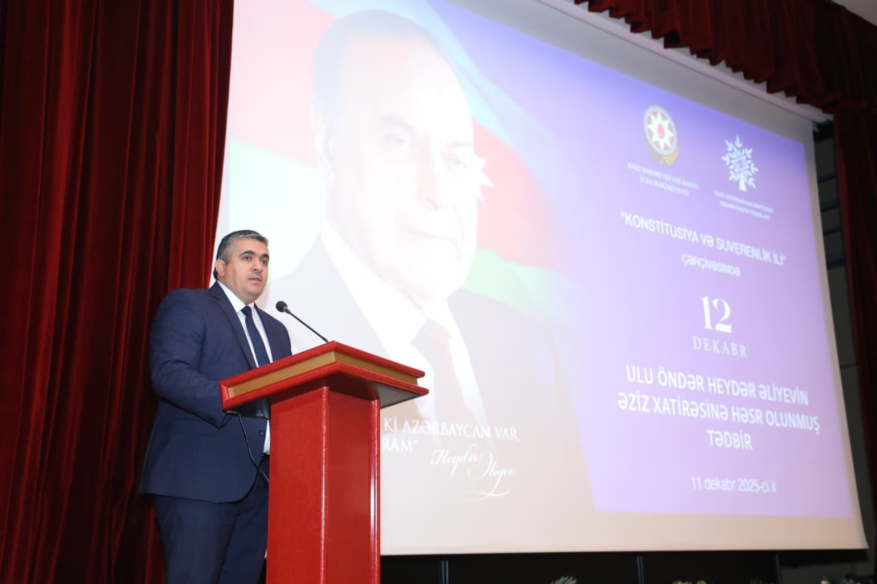 YAP Nizami rayon təşkilatı Ulu Öndərə həsr olunmuş tədbir keçirib - FOTOLAR