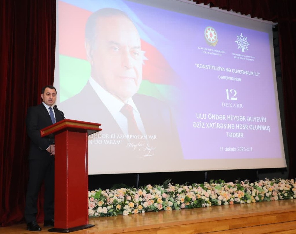 YAP Nizami rayon təşkilatı Ulu Öndərə həsr olunmuş tədbir keçirib - FOTOLAR