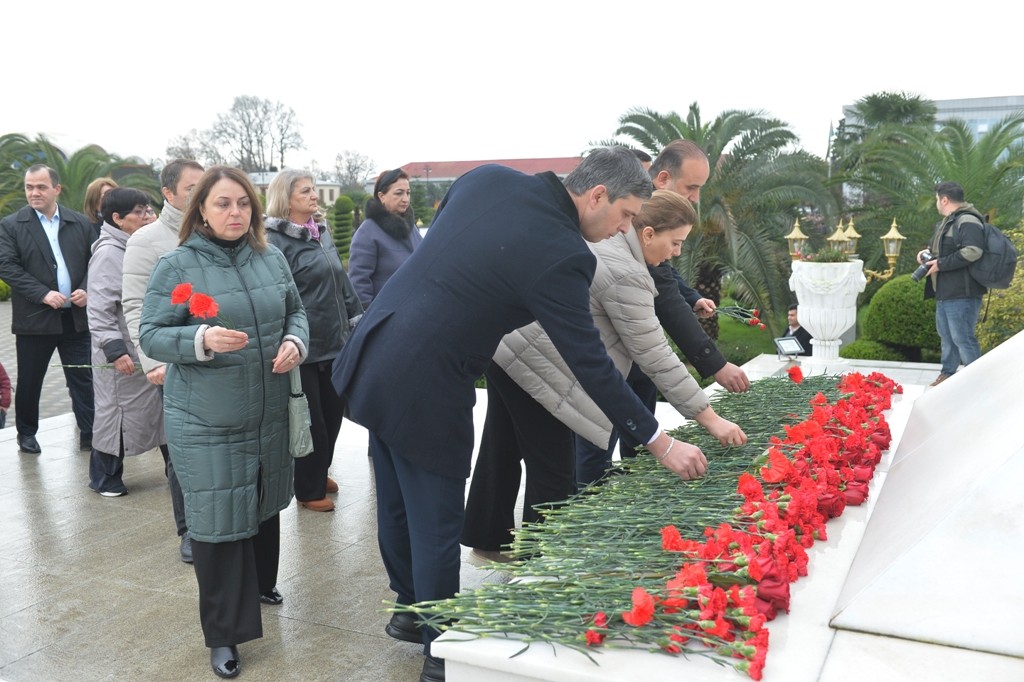 Lənkəranda Heydər Əliyevin anım günü qeyd edilib - FOTOLAR