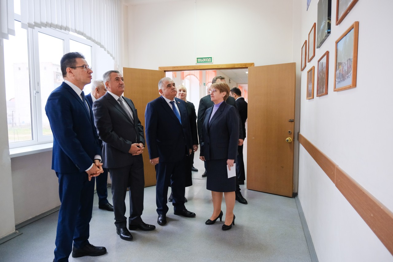 Heydər Əliyevin xatirəsi Həştərxanda da yad edilib - FOTOLAR