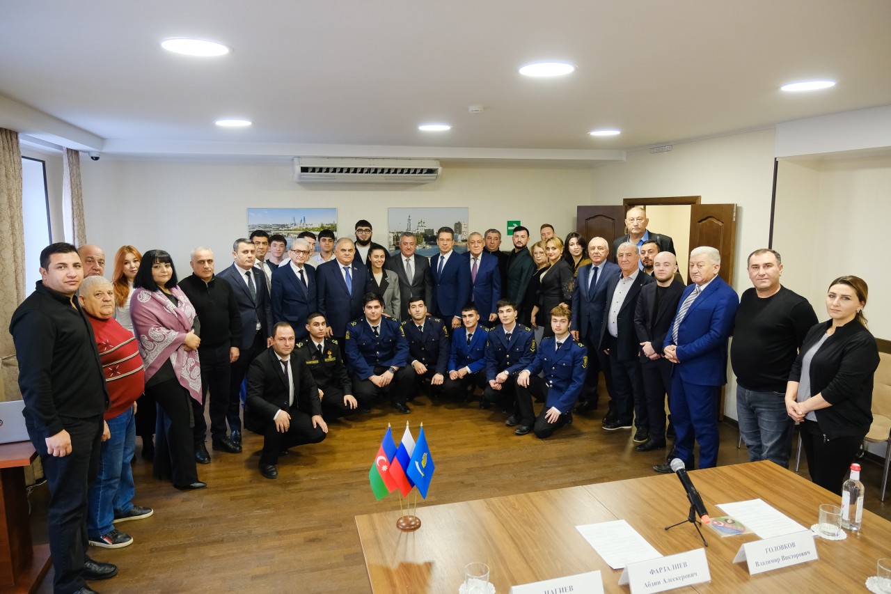 Heydər Əliyevin xatirəsi Həştərxanda da yad edilib - FOTOLAR