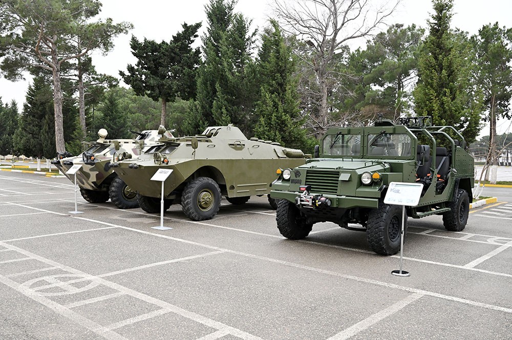 Özbəkistanın hərbi nümayəndə heyəti komando hərbi hissəsində olub - FOTOLAR