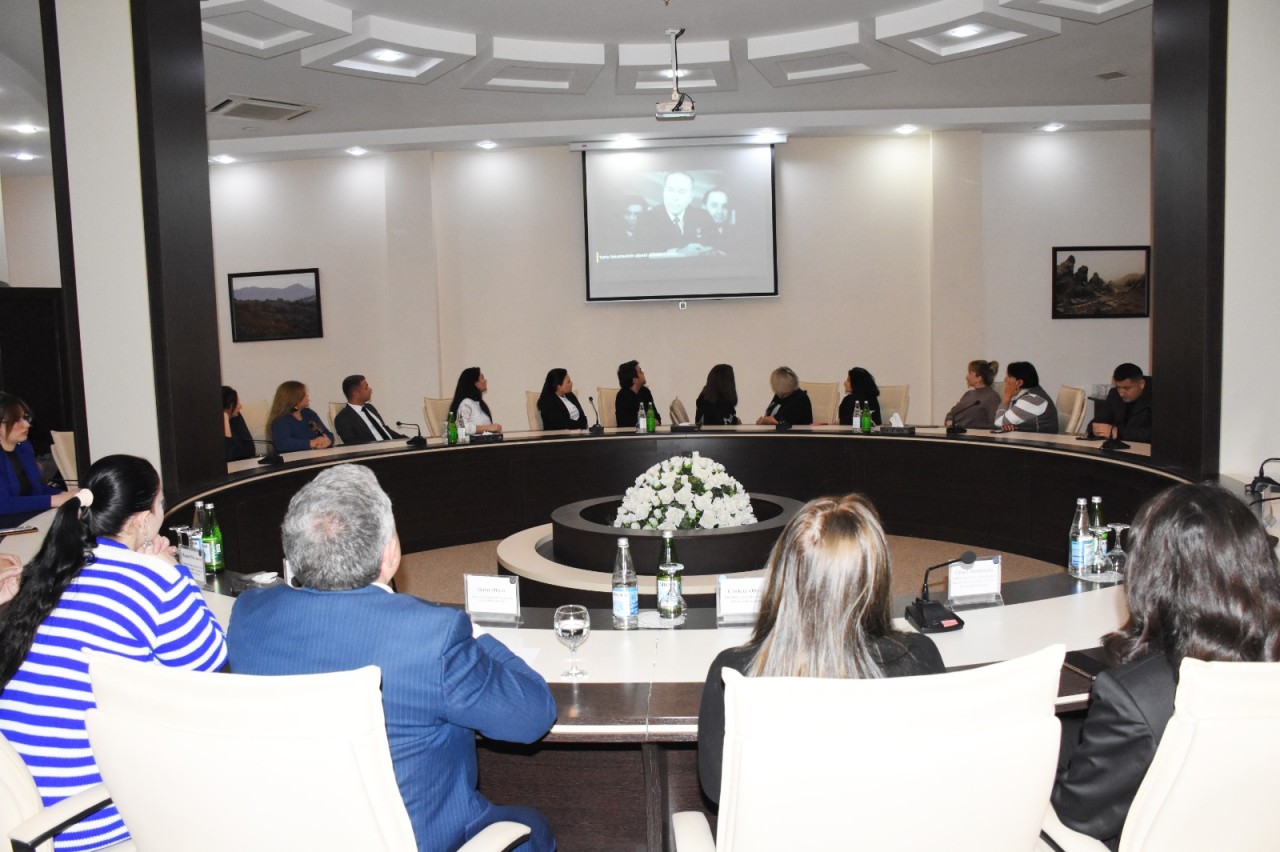 “Heydər Əliyev - müasir Azərbaycanın memarı” adlı tədbir keçirildi - FOTOLAR