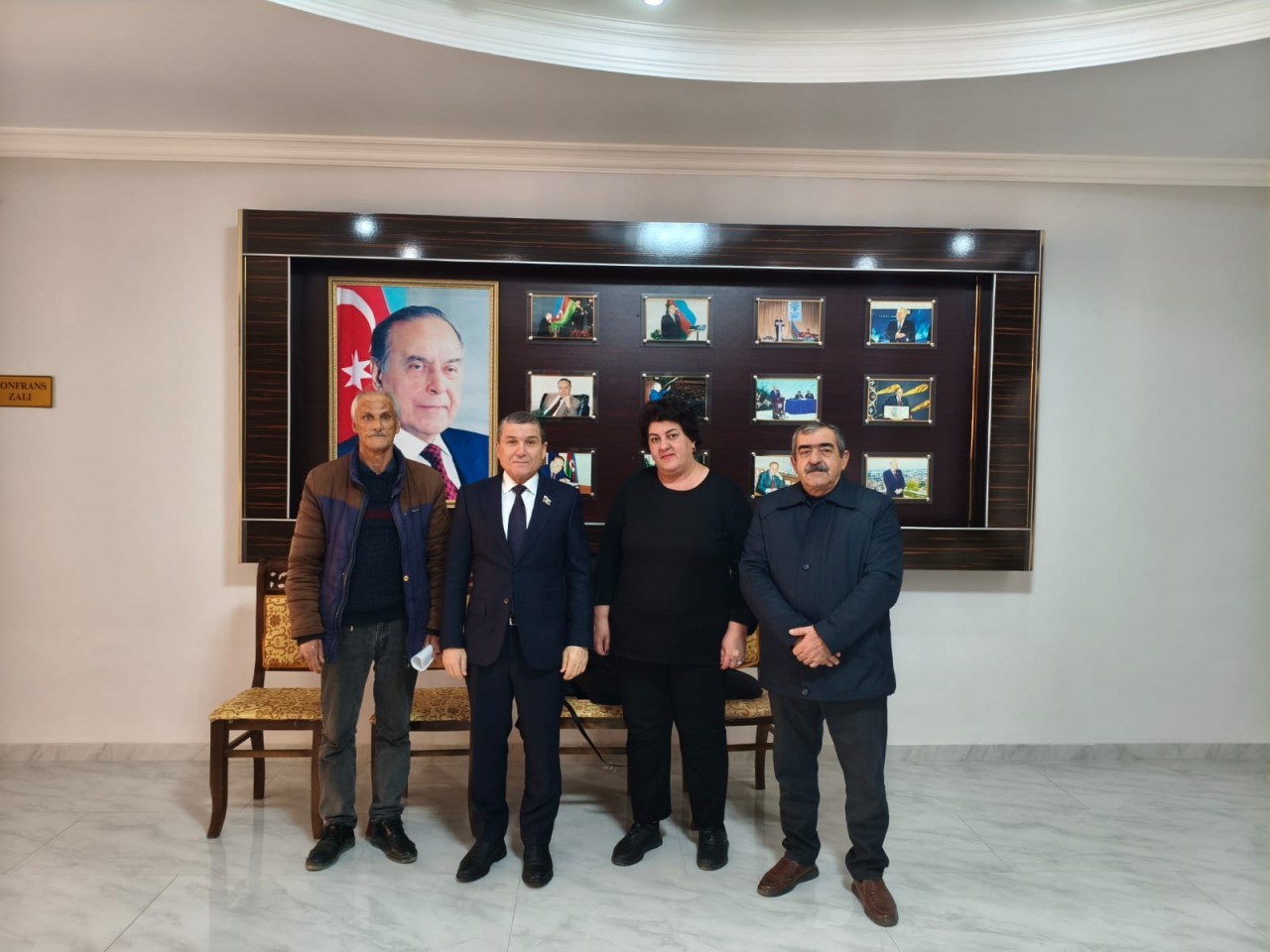 Deputat Goranboyda seçiciləri ilə görüşüb, problemlərini yerindəcə həll etdi (FOTOLAR)