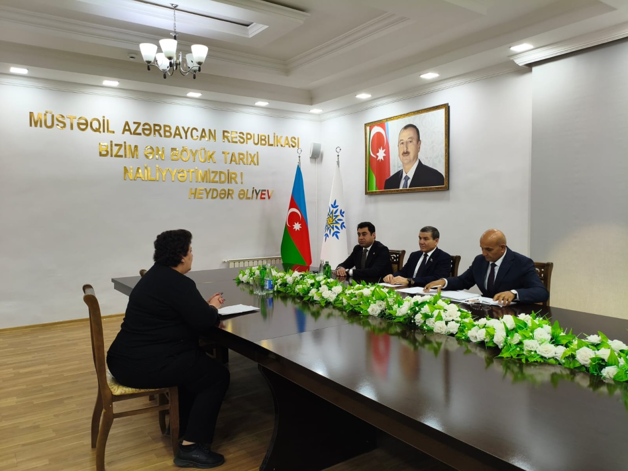 Deputat Goranboyda seçiciləri ilə görüşüb, problemlərini yerindəcə həll etdi (FOTOLAR)