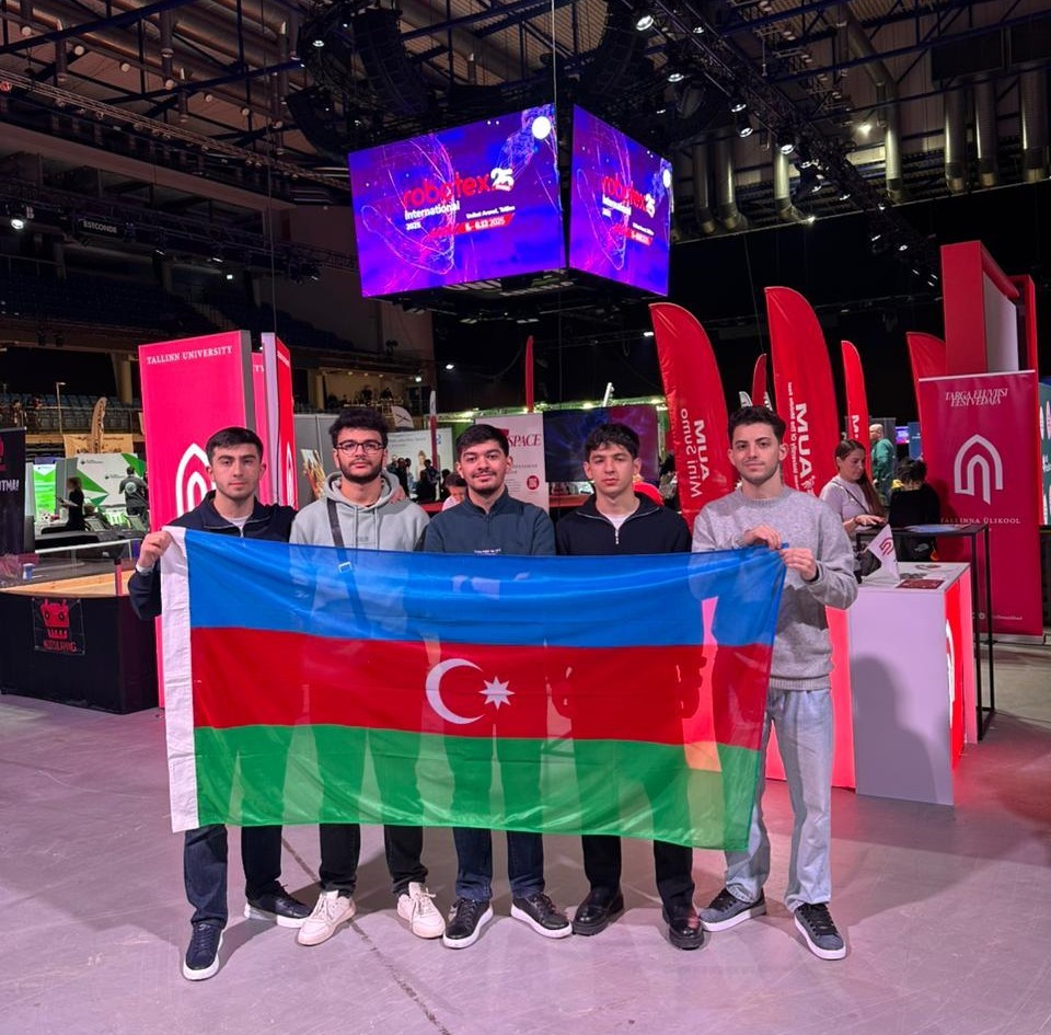 UNEC tələbələri “Robotex International 2025” yarışında birinci olublar - FOTO