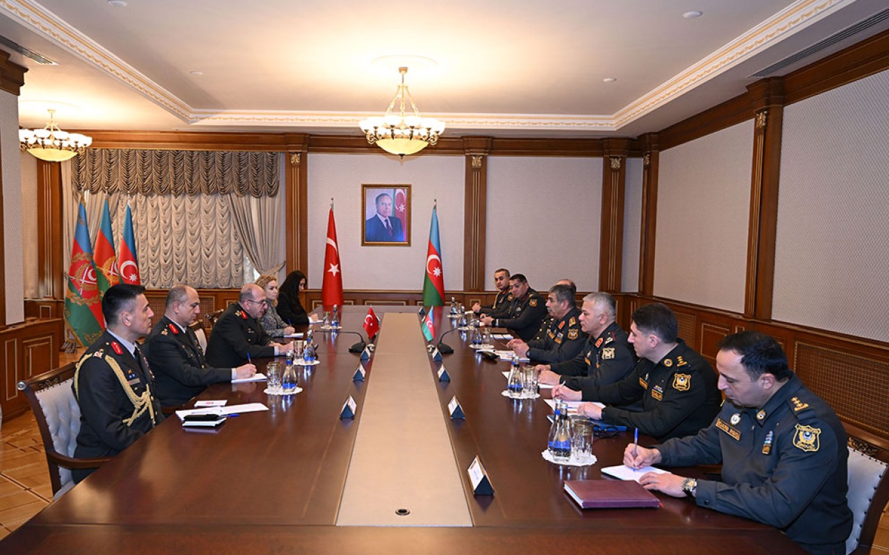 Azərbaycan-Türkiyə hərbi əməkdaşlığı müzakirə edildi- VİDEO