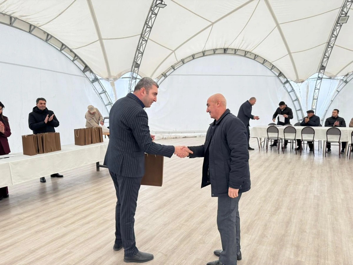 Laçında daha 17 ailəyə evlərinin açarları təqdim olundu - FOTOLAR