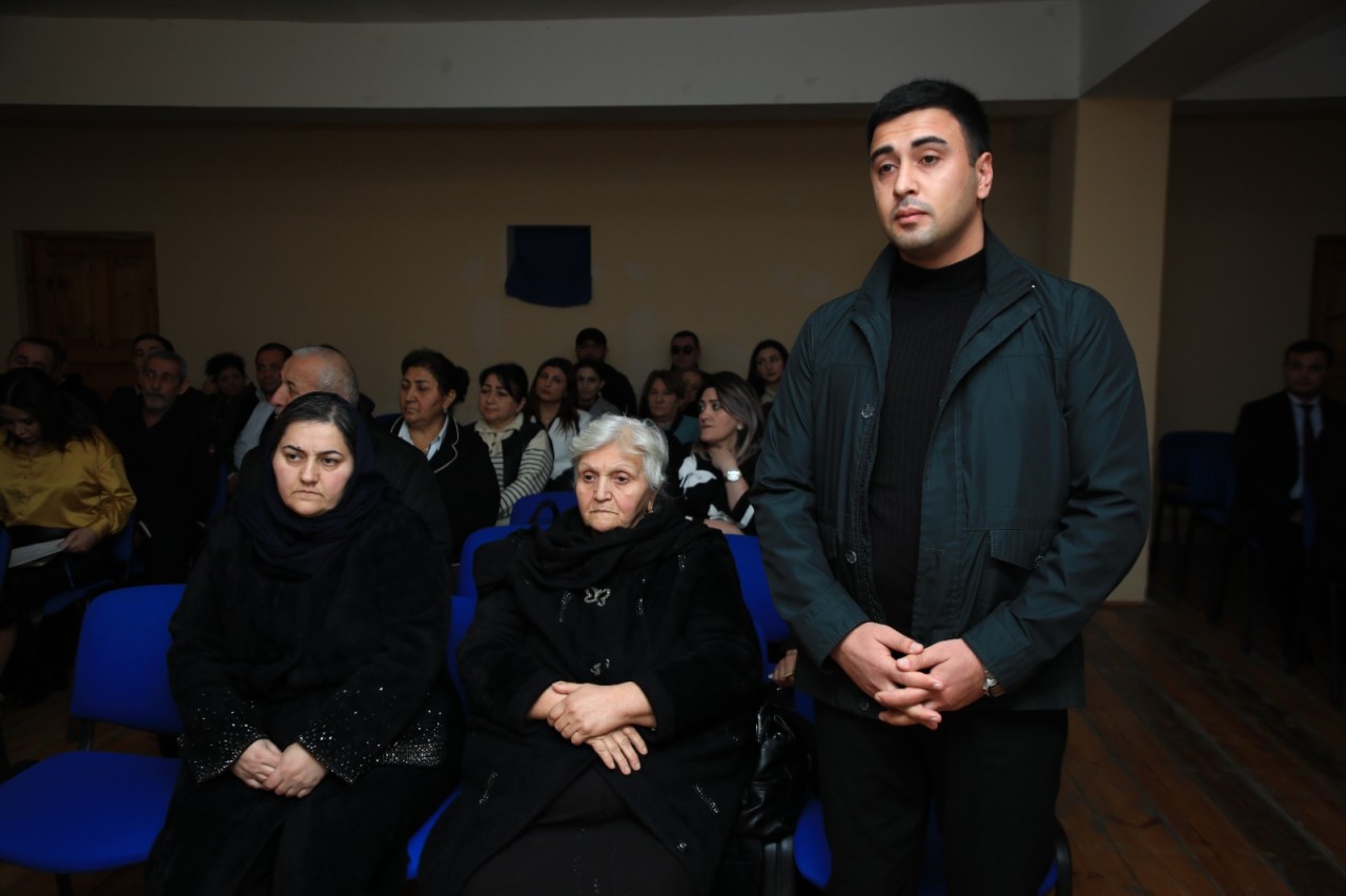 Niyazi Bayramov vətəndaşlarla görüşdü - FOTOLAR