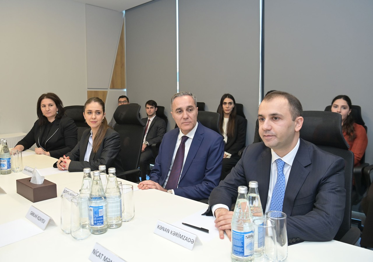 Nazir yeni sədrləri kollektivə təqdim etdi - FOTOLAR