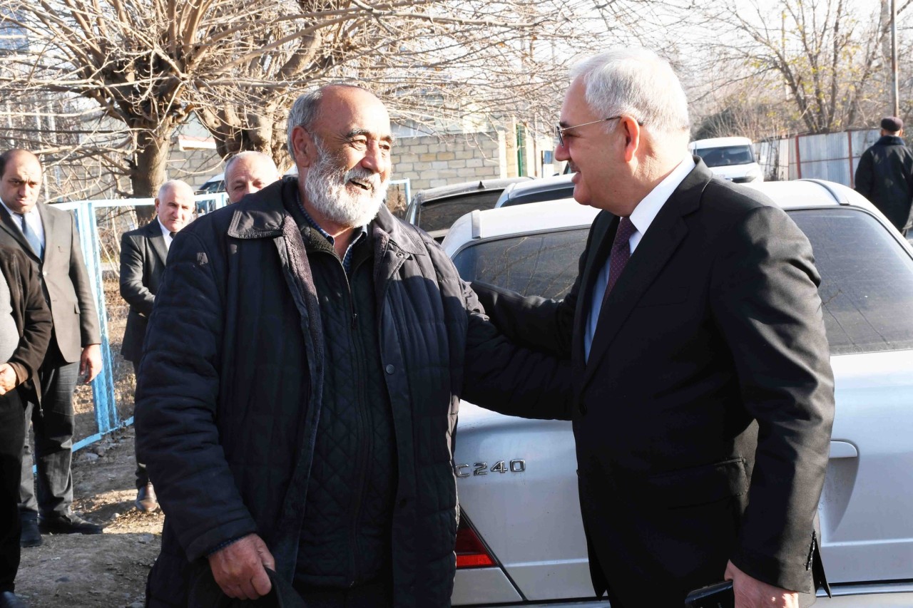 Vaqif Həsənovun növbəti səyyar qəbul-görüşü keçirilib - FOTOLAR