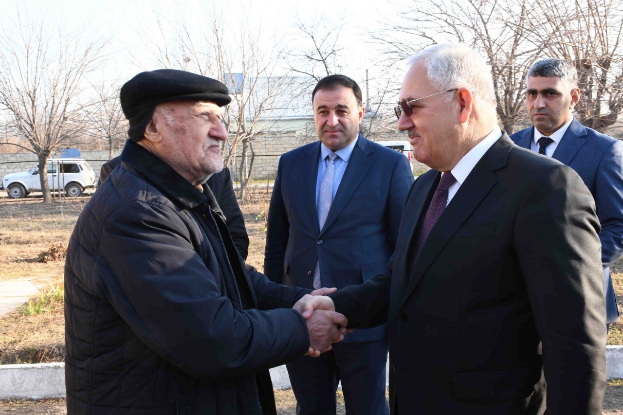 Vaqif Həsənovun növbəti səyyar qəbul-görüşü keçirilib - FOTOLAR