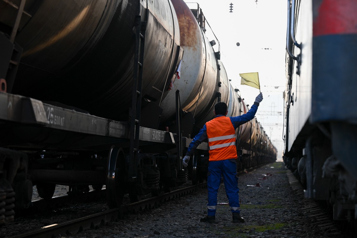 Azərbaycandan göndərilən neft məhsulları Ermənistana çatdı - FOTOLAR