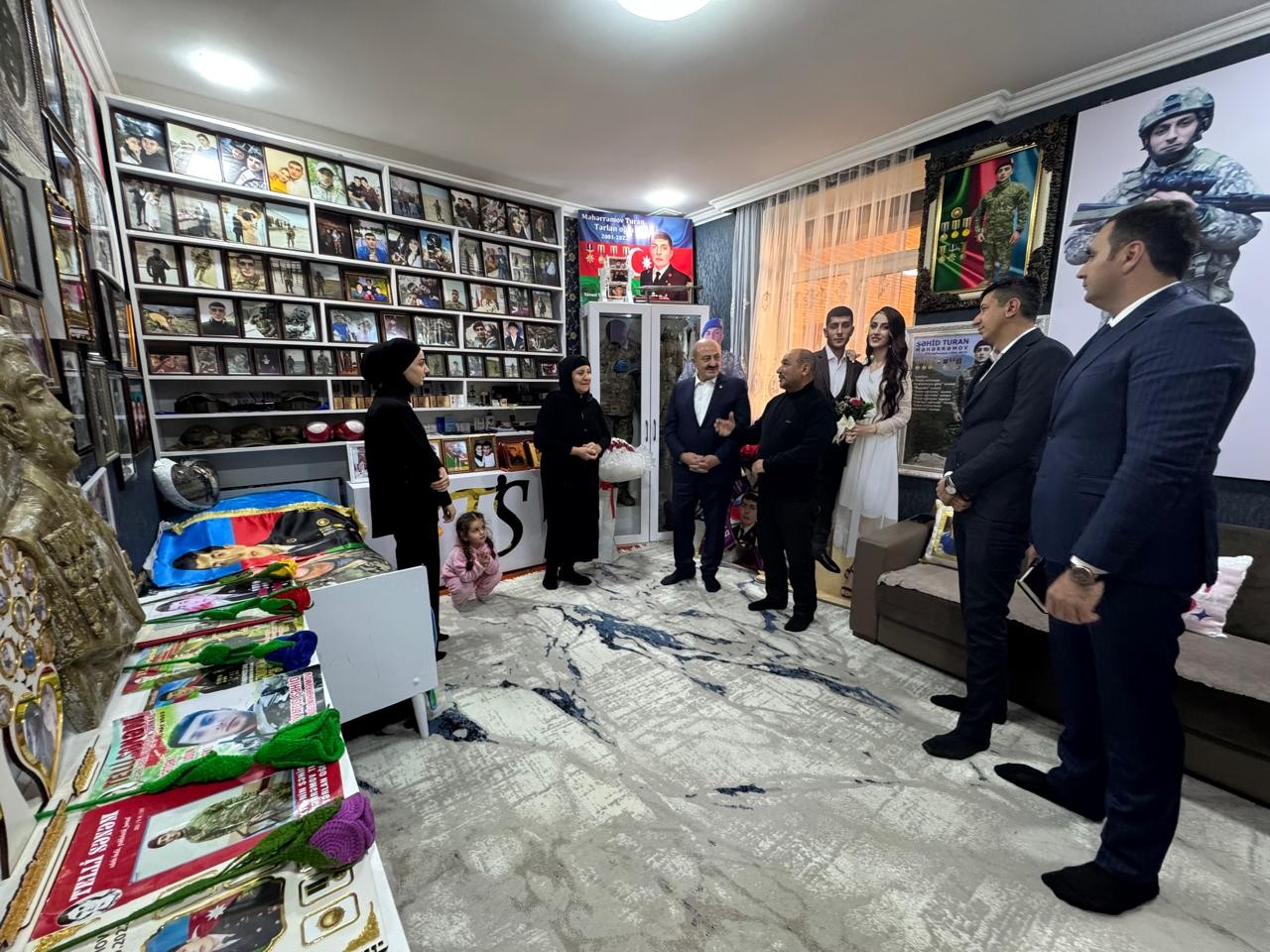 Asif Əsgərov şəhid ailəsini ziyarət edib və vətəndaş qəbulu keçirib - FOTOLAR