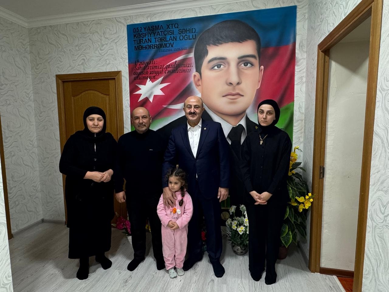 Asif Əsgərov şəhid ailəsini ziyarət edib və vətəndaş qəbulu keçirib - FOTOLAR