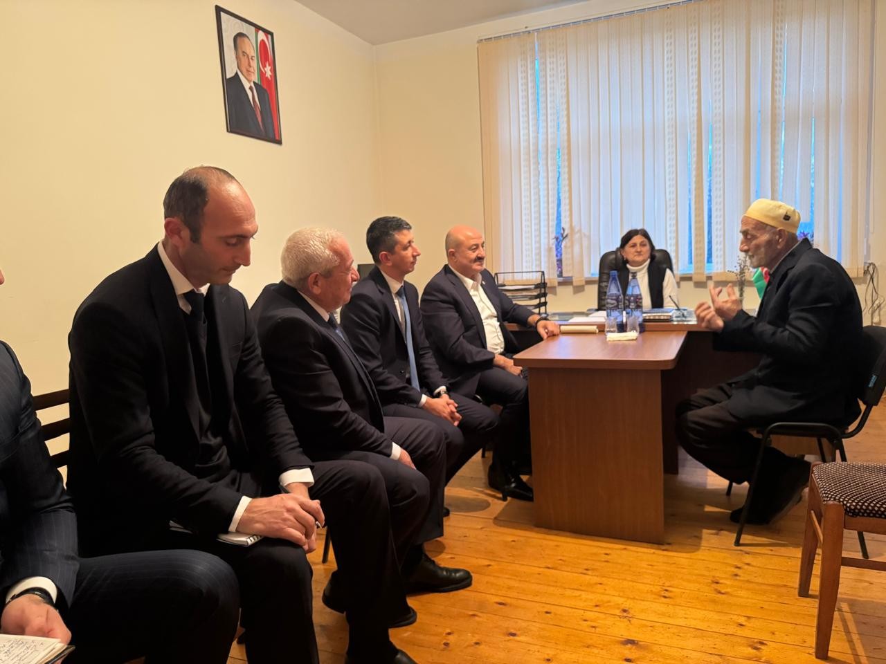 Asif Əsgərov şəhid ailəsini ziyarət edib və vətəndaş qəbulu keçirib - FOTOLAR