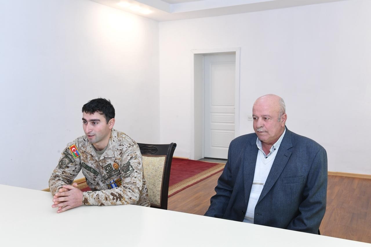 Rövşən Rzayev keçmiş məcburi köçkünlərin müraciətlərini dinlədi - FOTOLAR