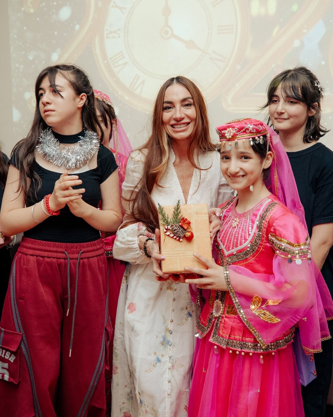 Arzu Əliyeva uşaq evini ziyarət etdi - FOTOLAR