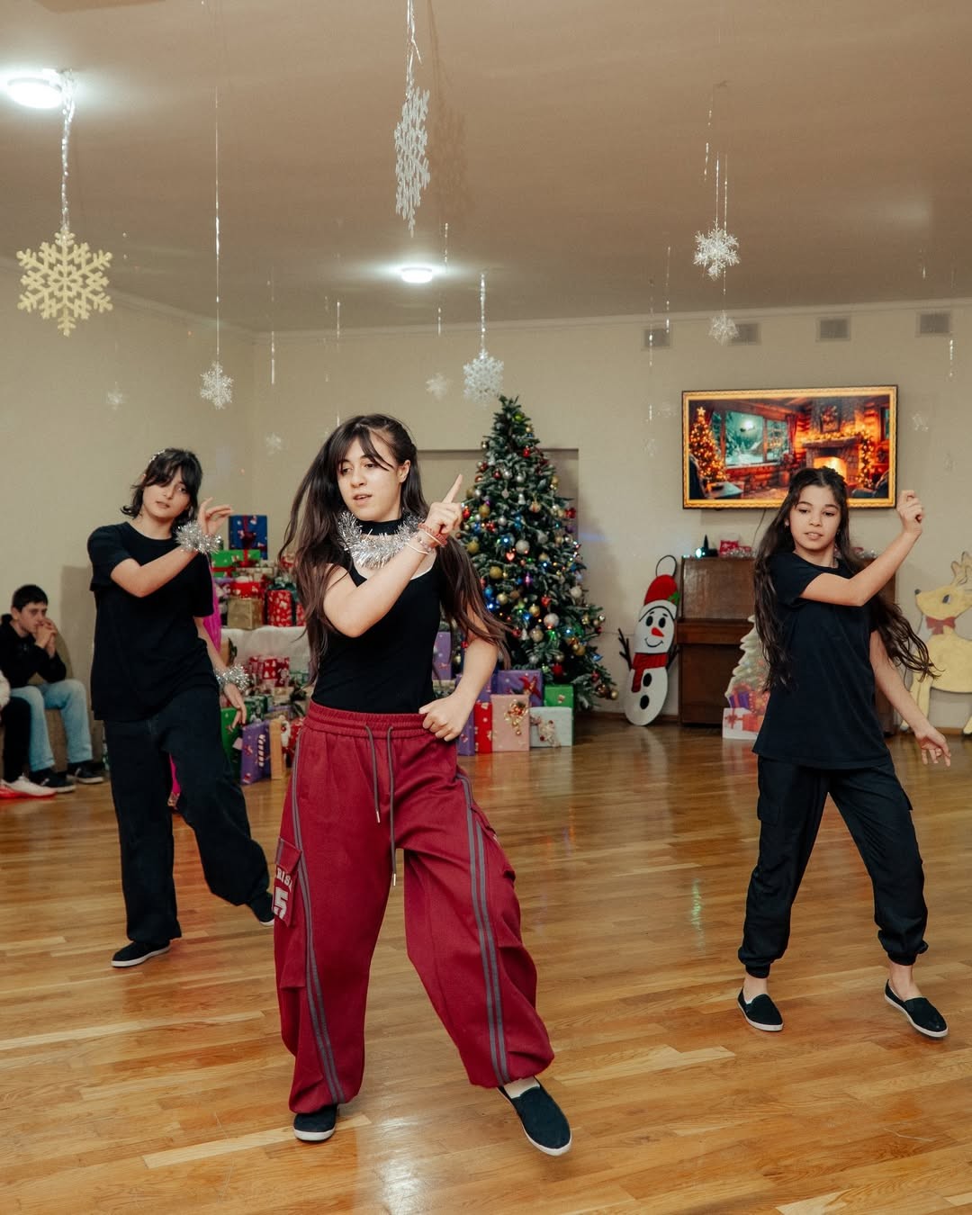 Arzu Əliyeva uşaq evini ziyarət etdi - FOTOLAR