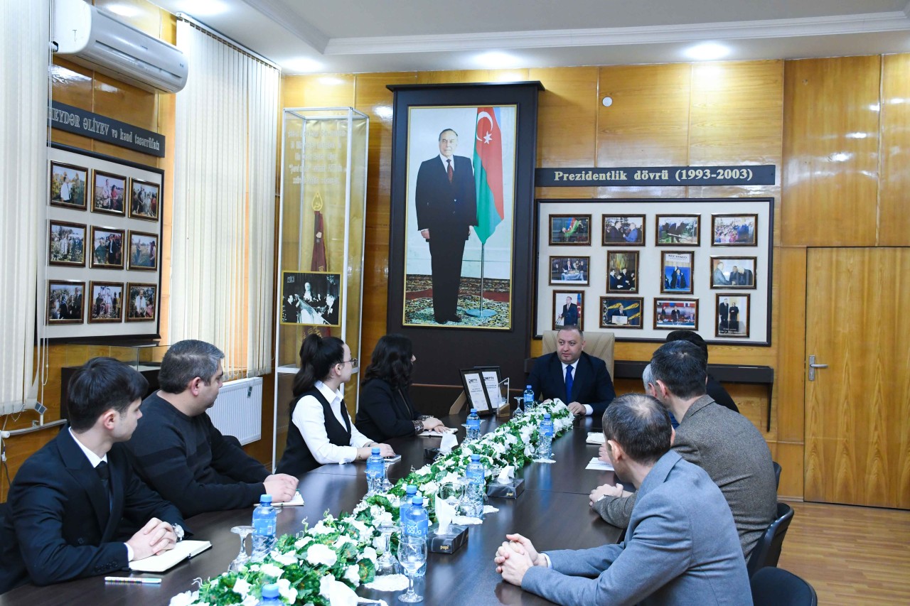 Zəfər Qurbanov onlarla görüş keçirdi - FOTO