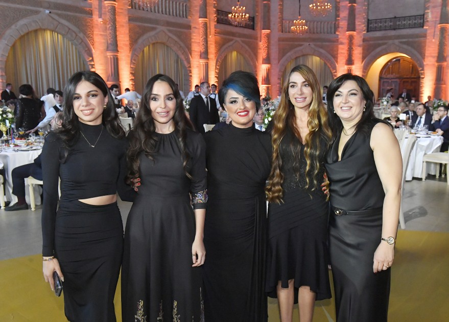 Leyla və Arzu Əliyeva idmançıların mükafatlandırma tədbirində - FOTOLAR