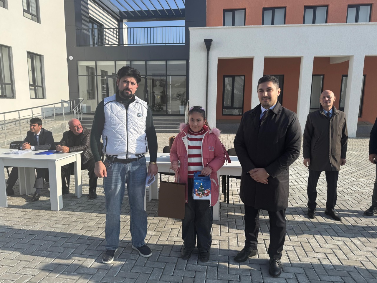 Növbəti köç karvanı Sos kəndinə çatdı - YENİLƏNİB (FOTO)