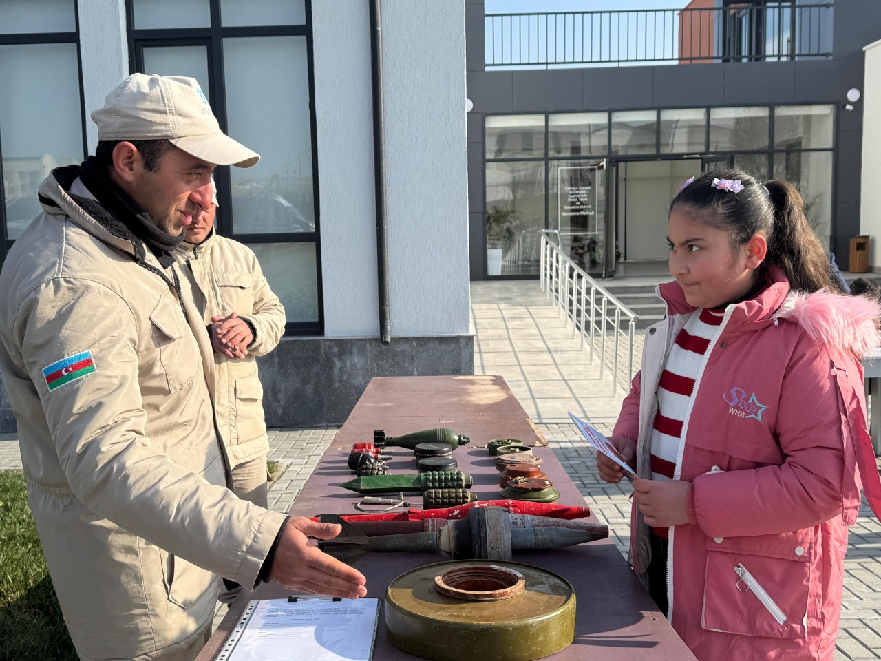 Növbəti köç karvanı Sos kəndinə çatdı - YENİLƏNİB (FOTO)