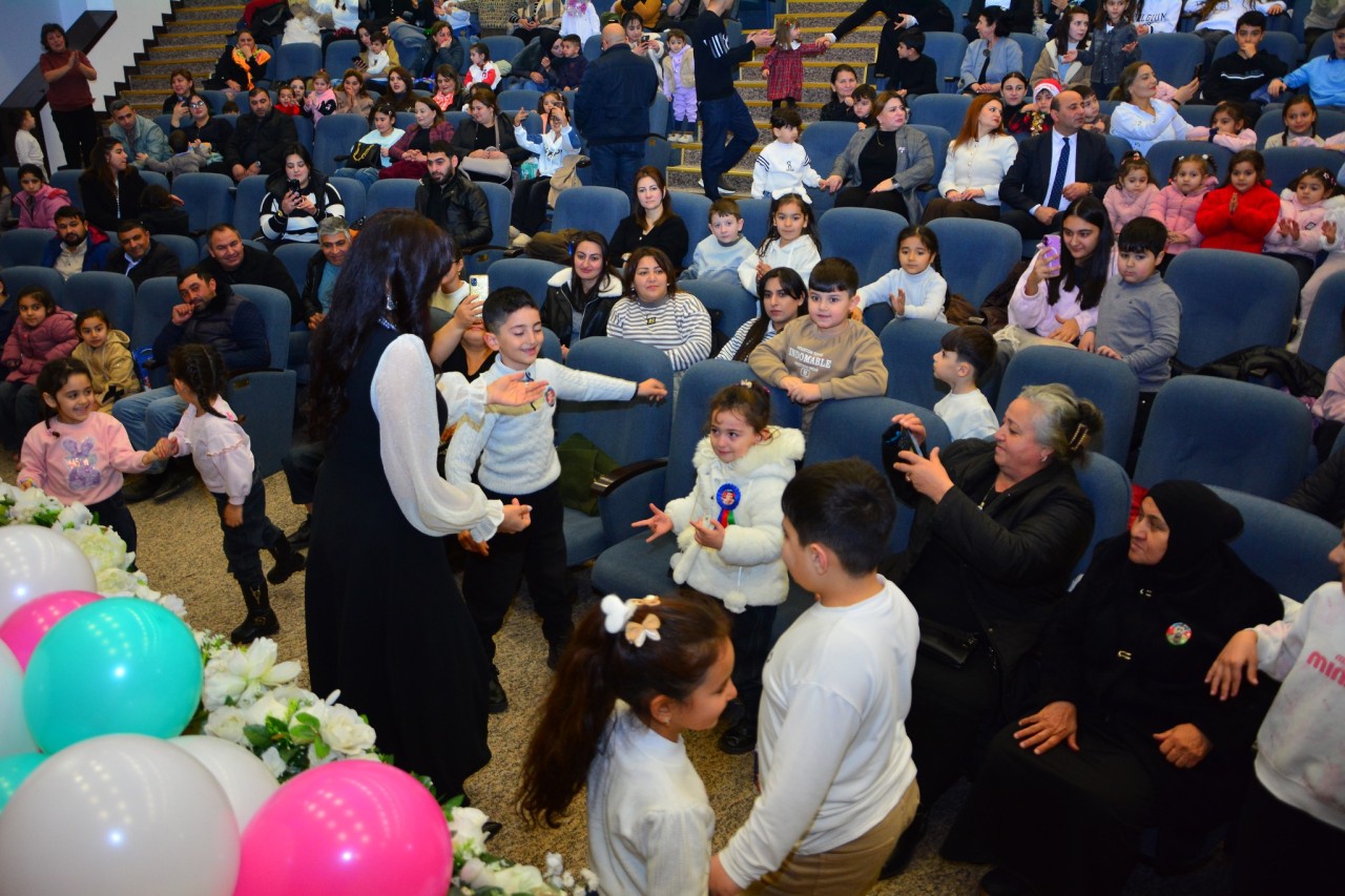 Ağstafada şəhid övladları üçün Yeni il şənlikləri təşkil olunub - FOTOLAR